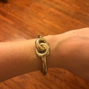 Francescas gold knot bracelet